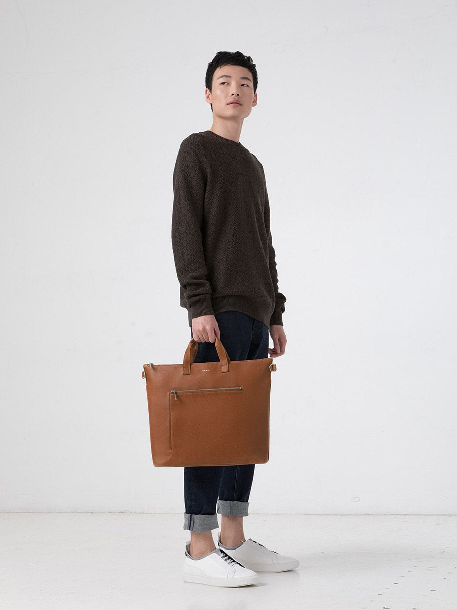 Matt Nat Rony Satchel Chili Vegan Scene